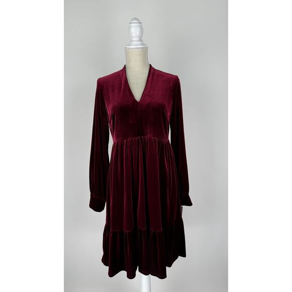 Taylor Dress Velvet Long Sleeve Tiered Dress Womens Size 10 V Neck Red Wine - Picture 1 of 11